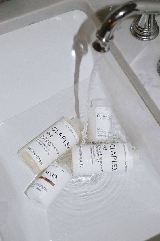 Olaplex Deluxe Treatment & Haircut