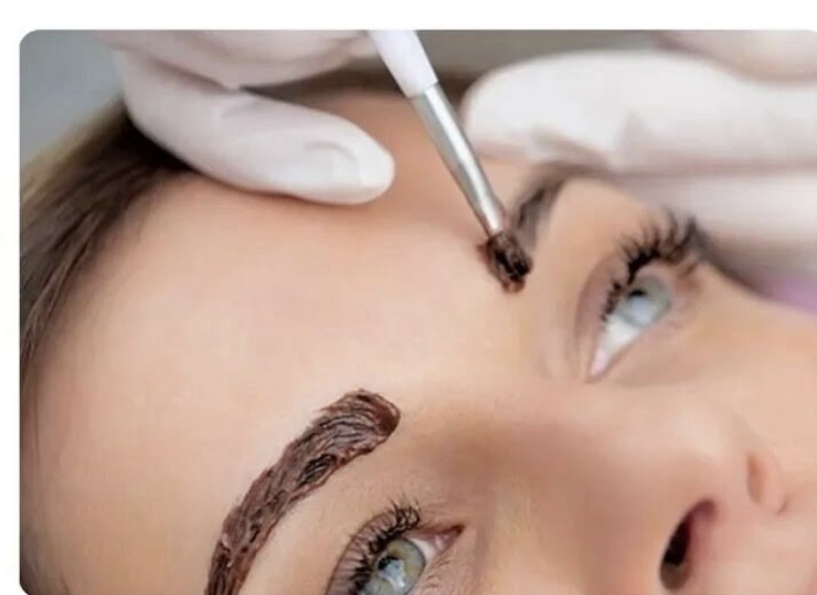 Eyebrow Henna