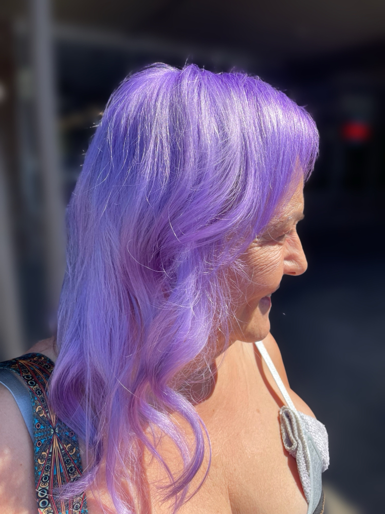 Vivid Hair Color W/ Root Lightener