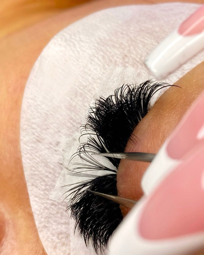 Lash Extension Removal