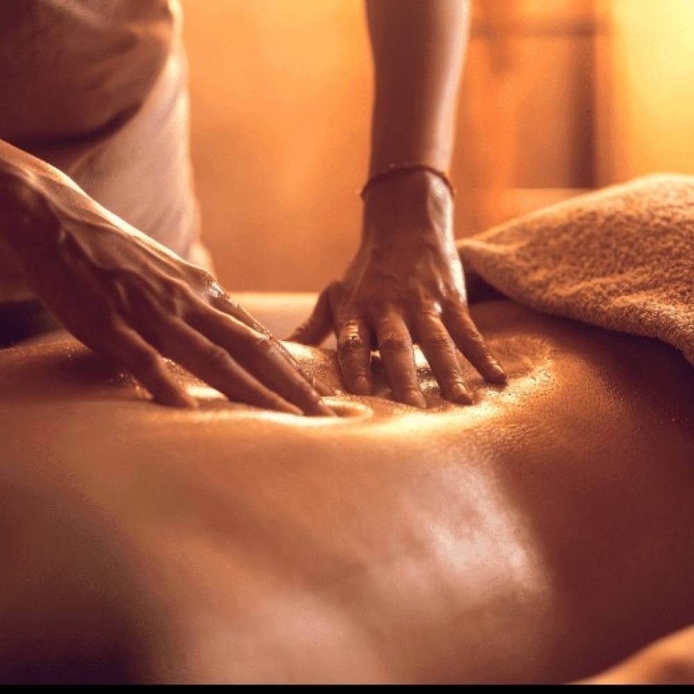 Therapeutic Massage & Sauna at Hall Signature Massage & Sculpting Co. in DeSoto, TX