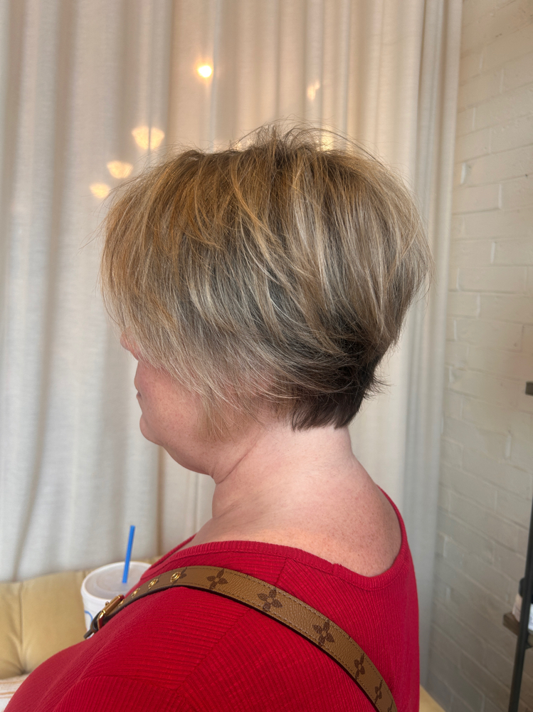 Women’s Haircut
