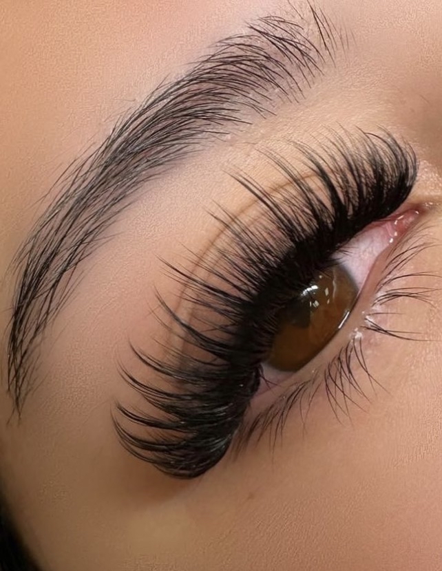 Dark Wispy Lash Set