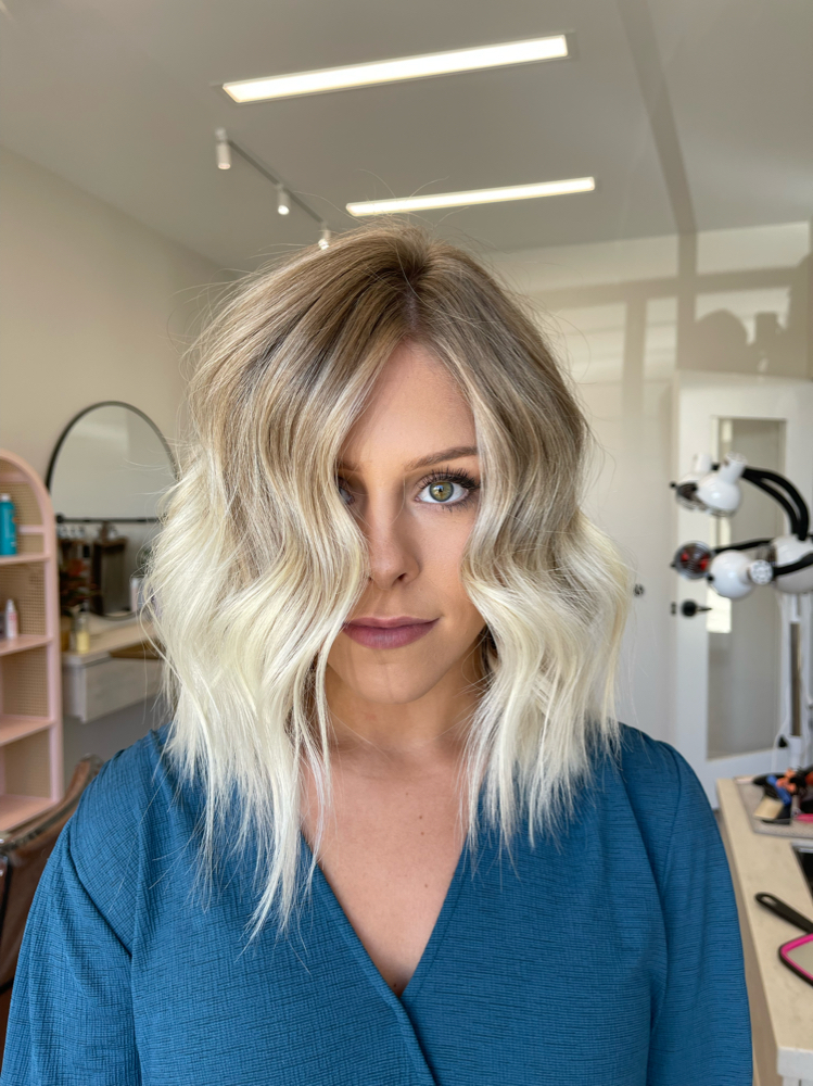 LIVED IN BLONDE