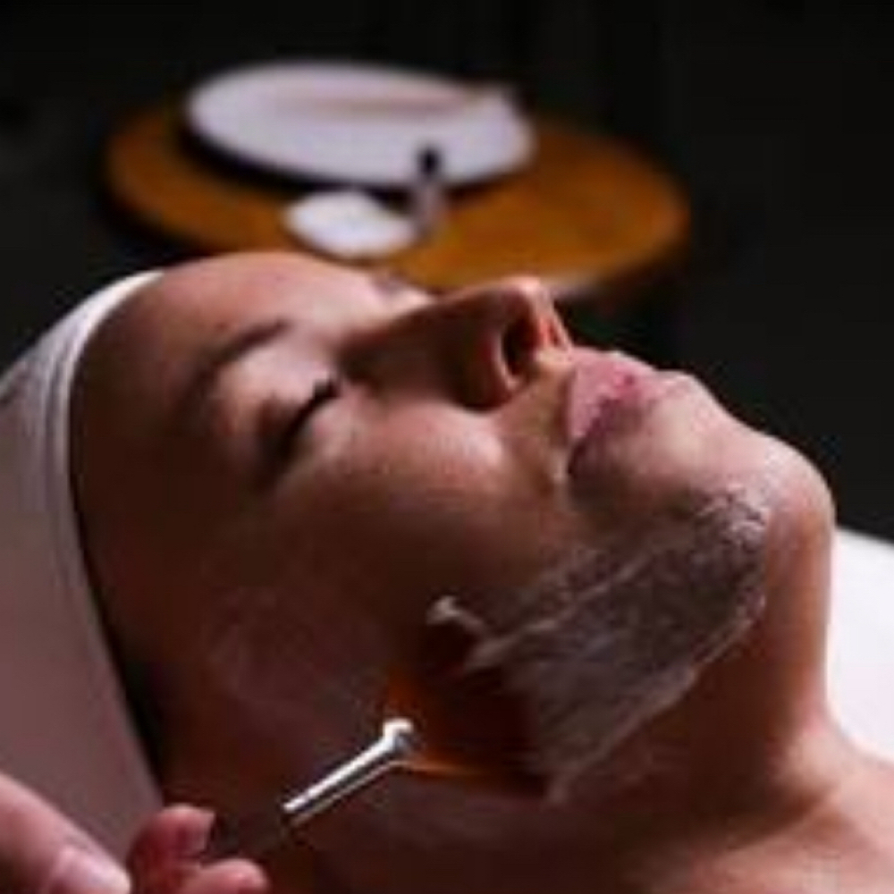 C202 Oxygen Essential Facial at Janice Nicole Aesthetics in Albuquerque, NM