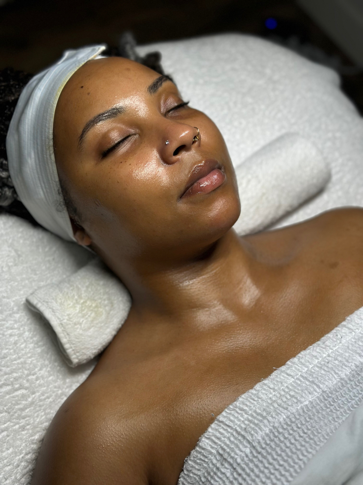 Luminous Luxe Facial