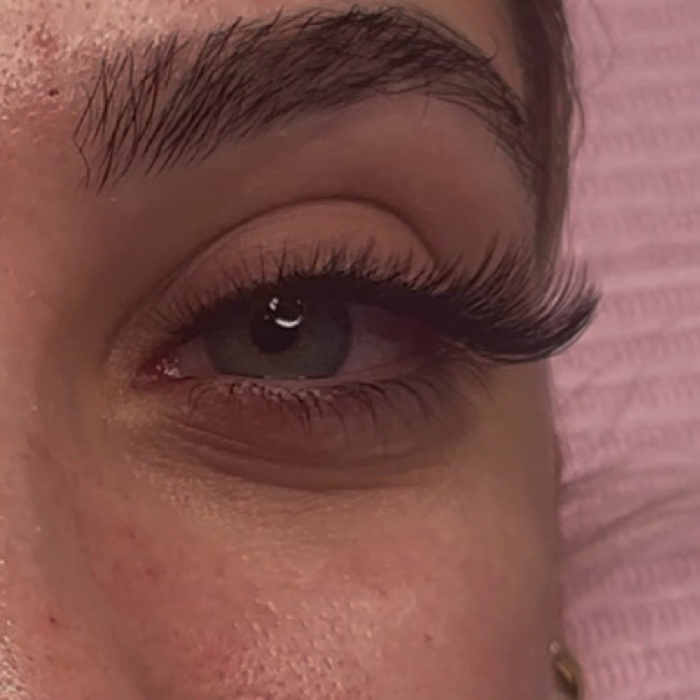 Hybrid Full Set at Refined Beauty & Co LLC