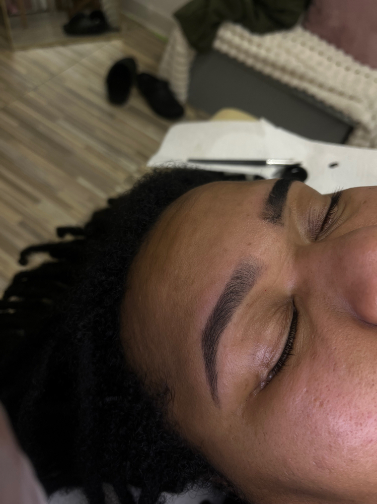 Eyebrow Wax & Tint