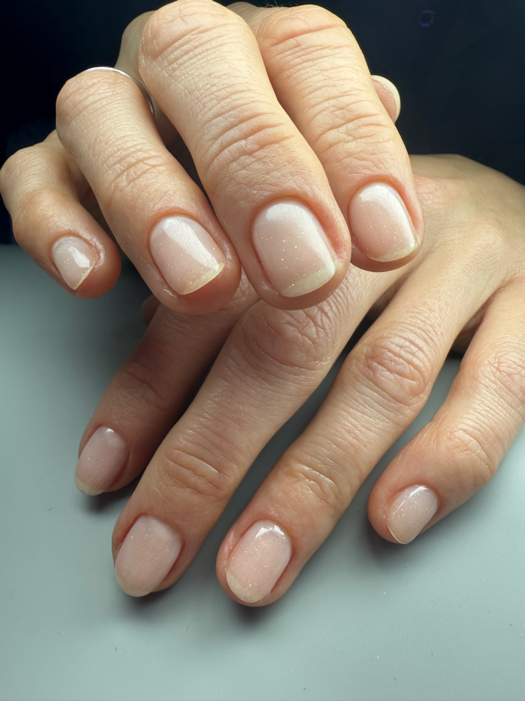 Detailed Cuticle Clean Up & Gloss