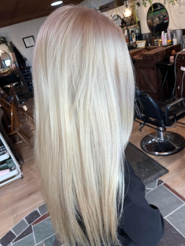 platinum blonde