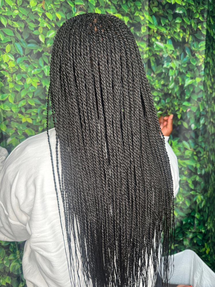 Small Senegalese Twist at Beauty By Mombo in Austin, TX