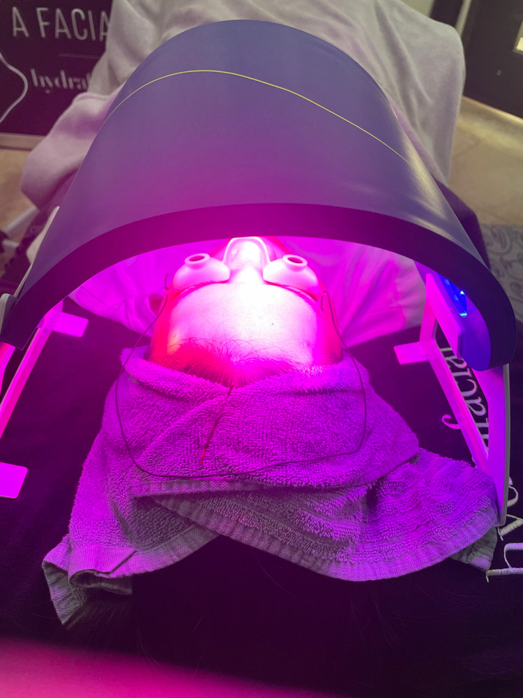 LED Facial