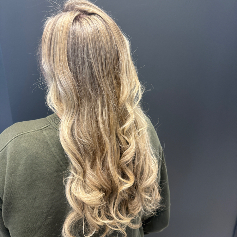Full Highlight at Akilah Beauty studio in Roswell, GA