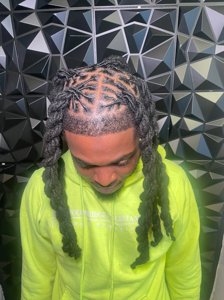 Loc Retwist (Medium to Long)