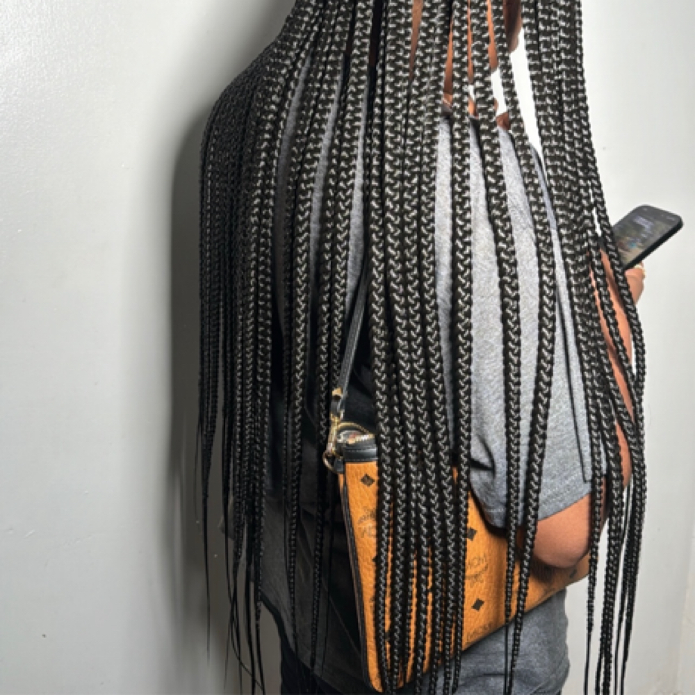 Large Knotless – Thigh Length at Haus Of Kartel in Rochester, NY