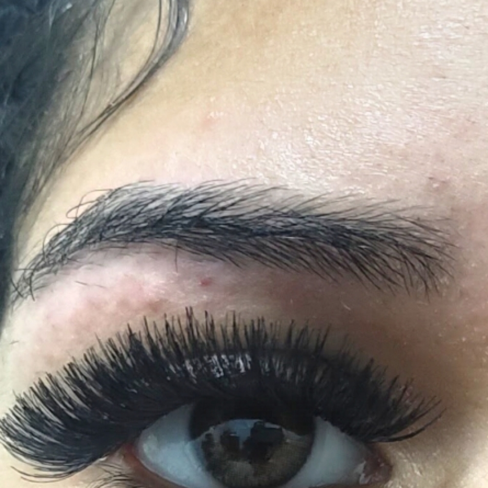 Cluster Cat Eye Lashes - $60 at Maria Brows & Lashes LLC in Chesapeake, VA