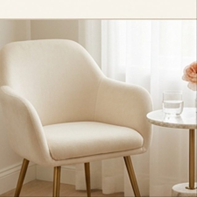 Consultation at Latina Body Contour Spa in Dallas, TX