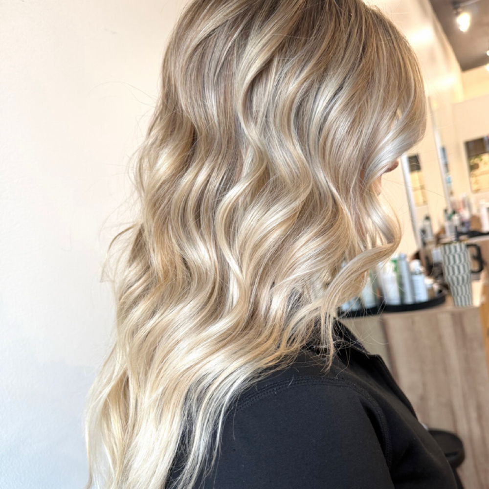 Signature blonding at Kaylin Warren in Weedsport, NY