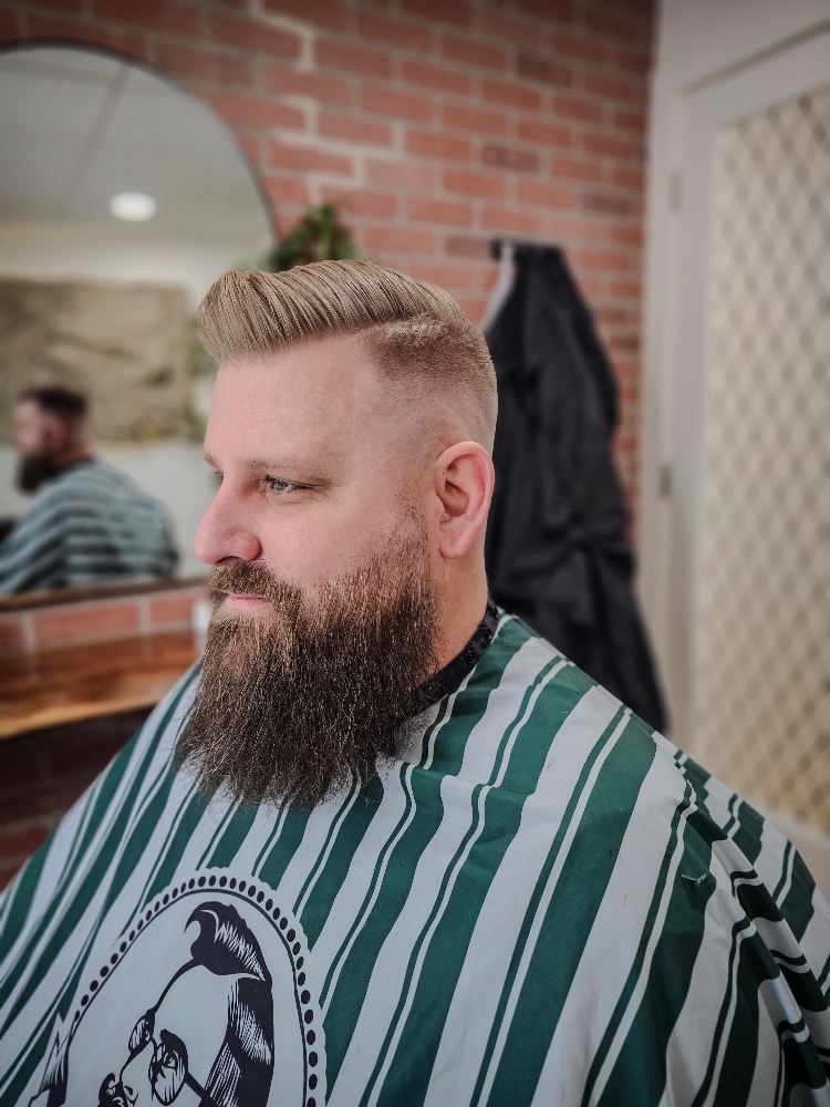 Haircut & beard Line-up