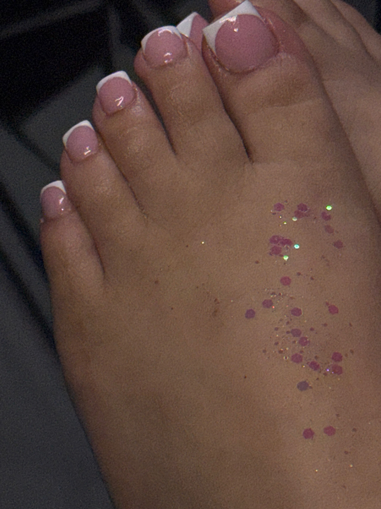 acrylic on Toes at SLAYEDBYGABS in Woodbridge, VA