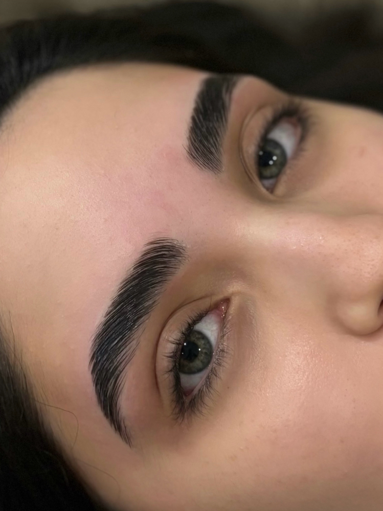 Eyebrow Lamination