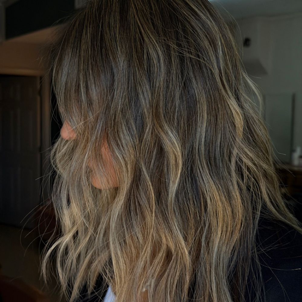 lived in - the BLONDE edit at The Hair Bar in Lebo, KS