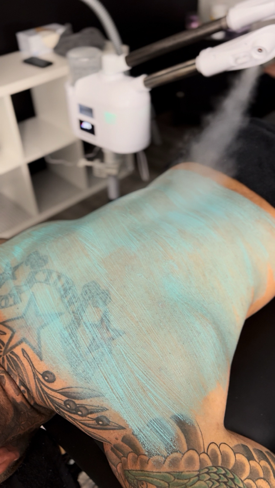 Signature Back Rejuvenation Facial