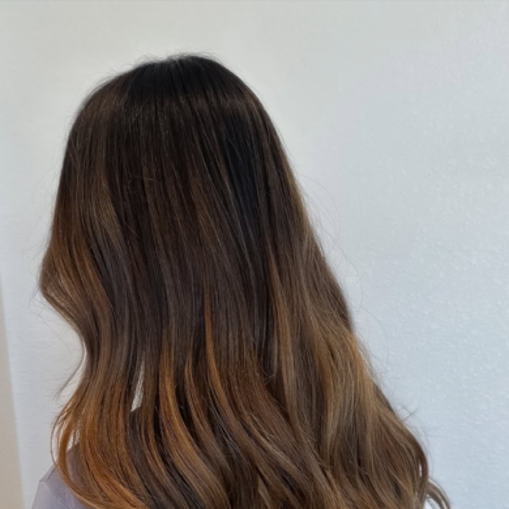 Lived-in Color / Balayage at Mahri Bonds in Kennewick, WA