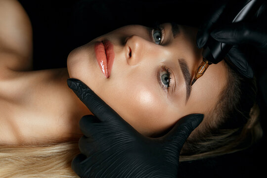 Brow Tattoo Cover Up / Camouflage