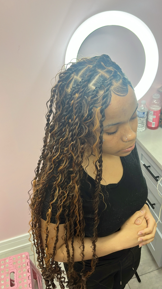 Medium Island Twist at Luxuryybraidsbyshar in Homewood, IL