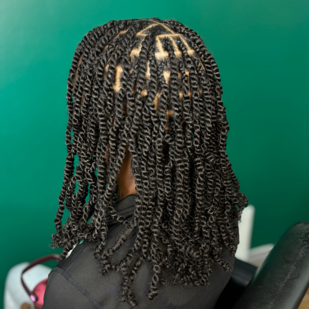 Knotless Braid/Twist Collection at Flair Beauty in Houston, TX