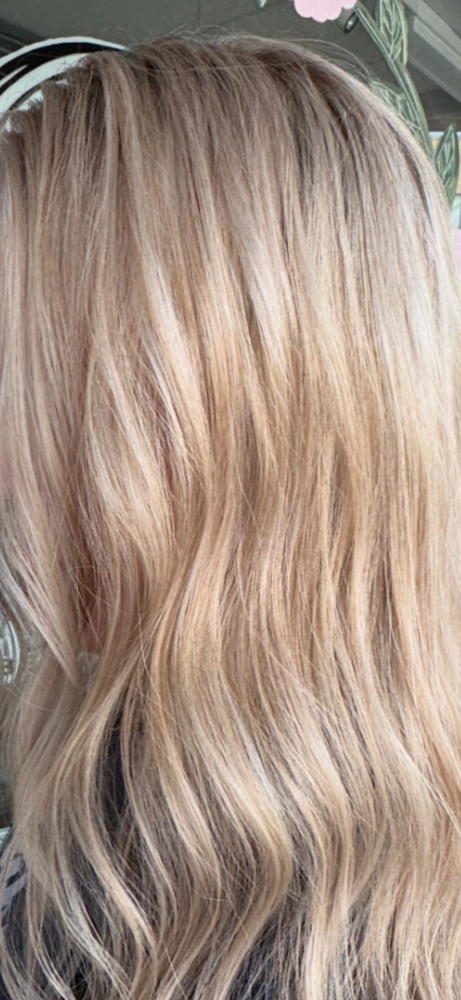 Full Foil at Everett and Ivory salon & spa in Kingsport, TN