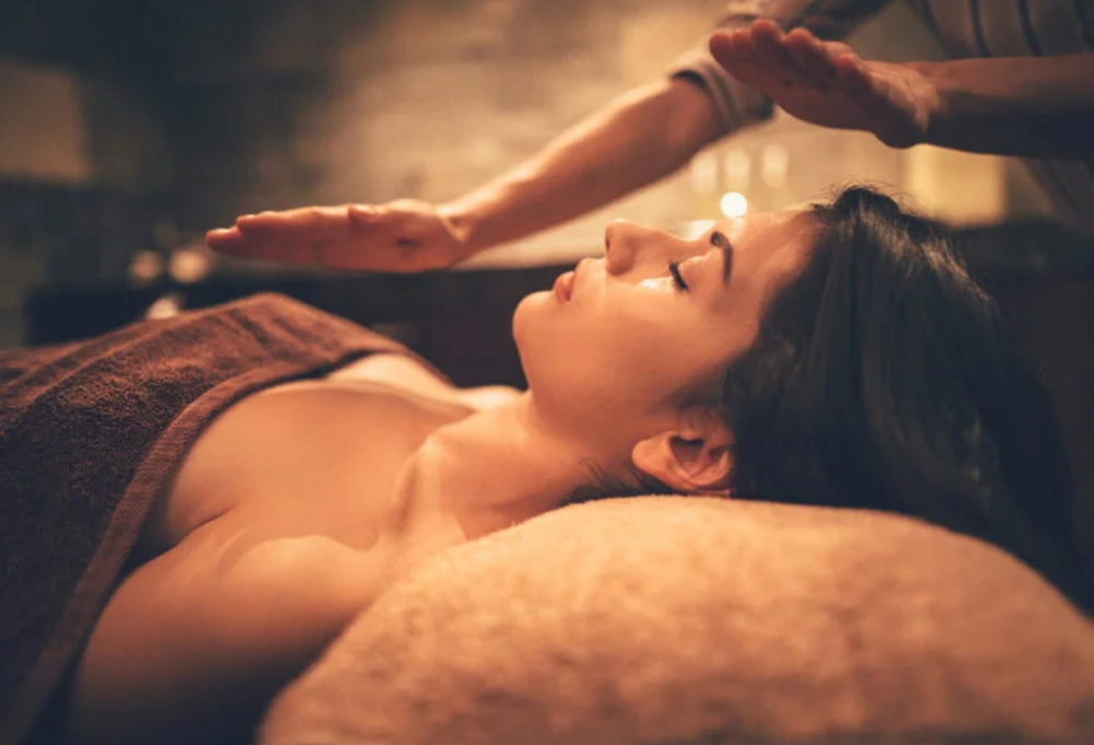 Reiki Healing Session