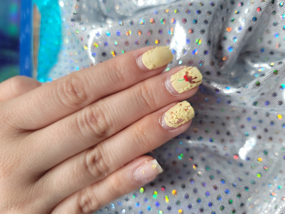 Gel Removal & Gel Mani