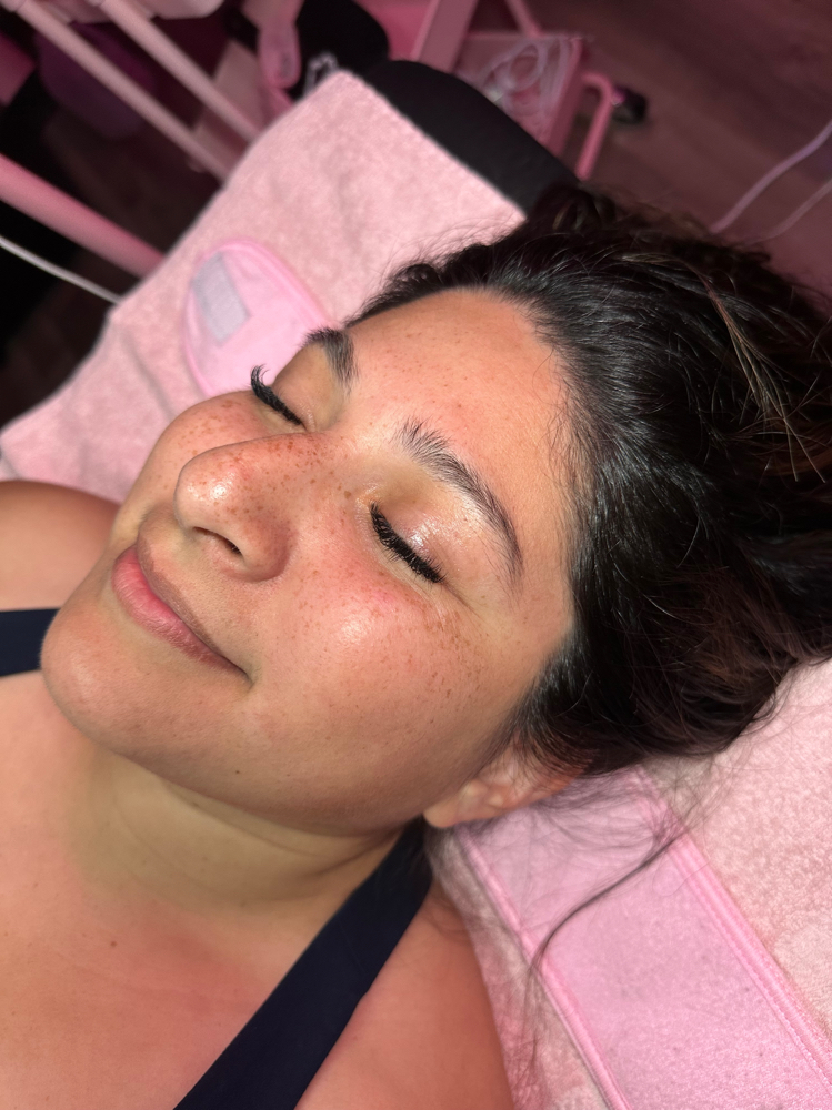 “Not So Basic” Facial 🩷