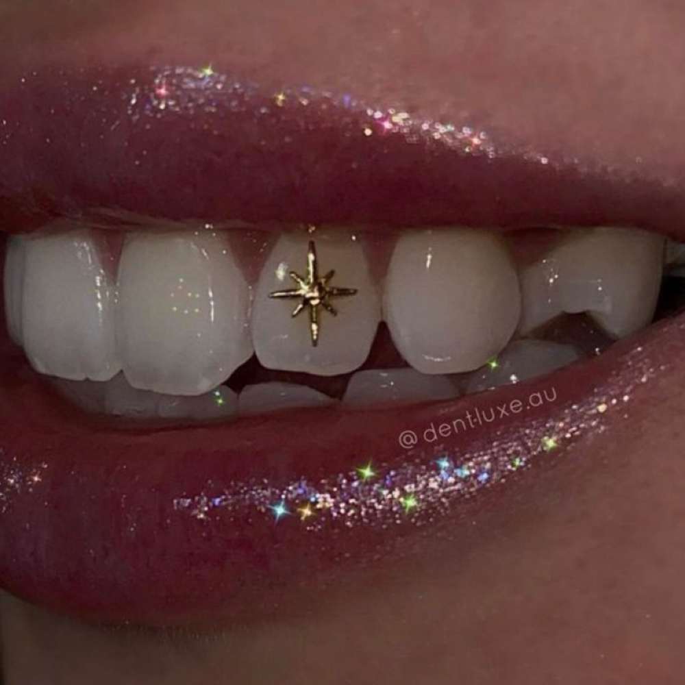 18k White\Gold Gem at Blossomed Beauty Lounge in Hesperia, CA