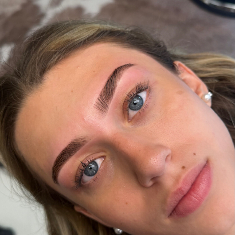 Brow Dye & Sculpt at Miami Beauty Corner in Miami, FL