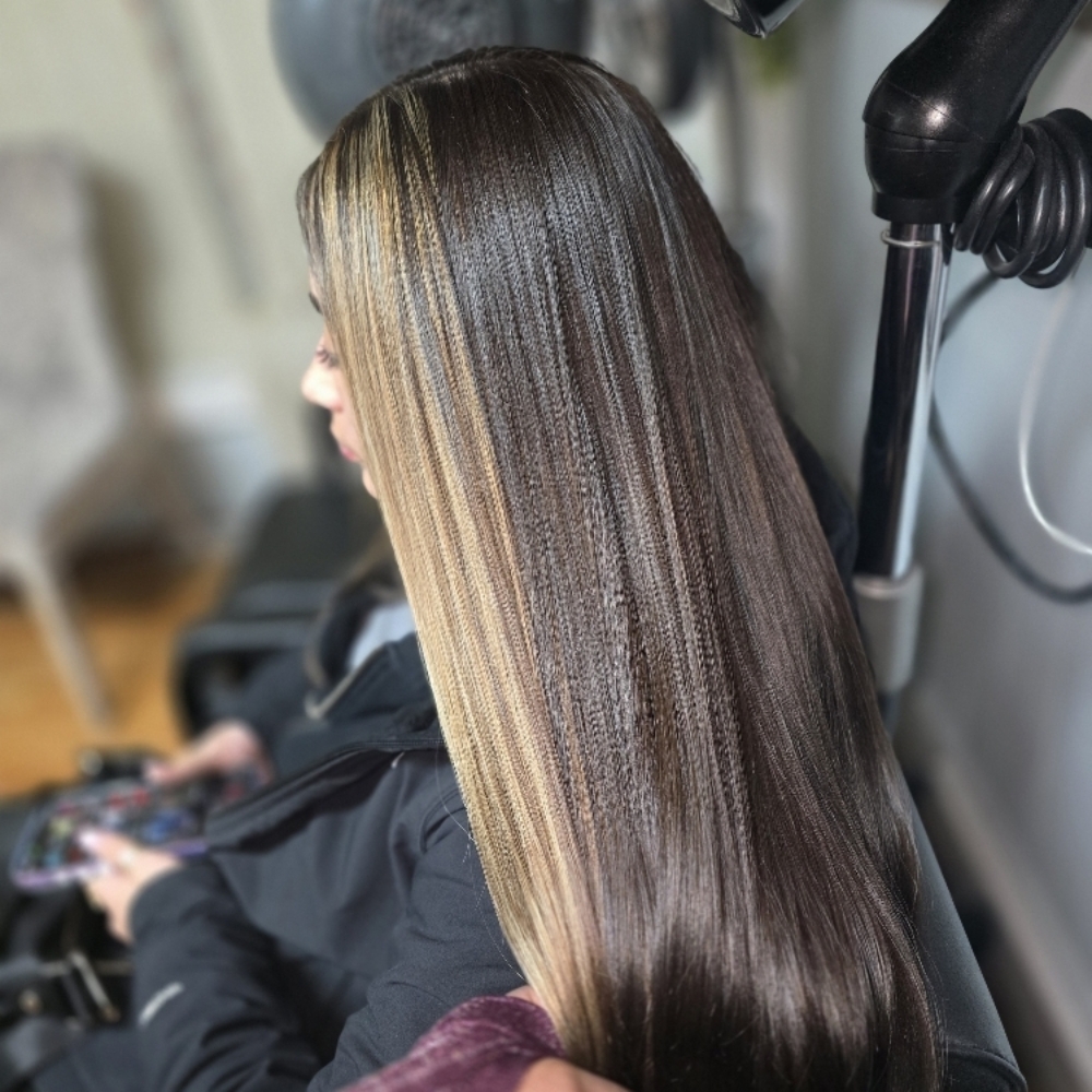 Face-Framing/money Piece Highlights at Beautybyjojo in Cranston, RI