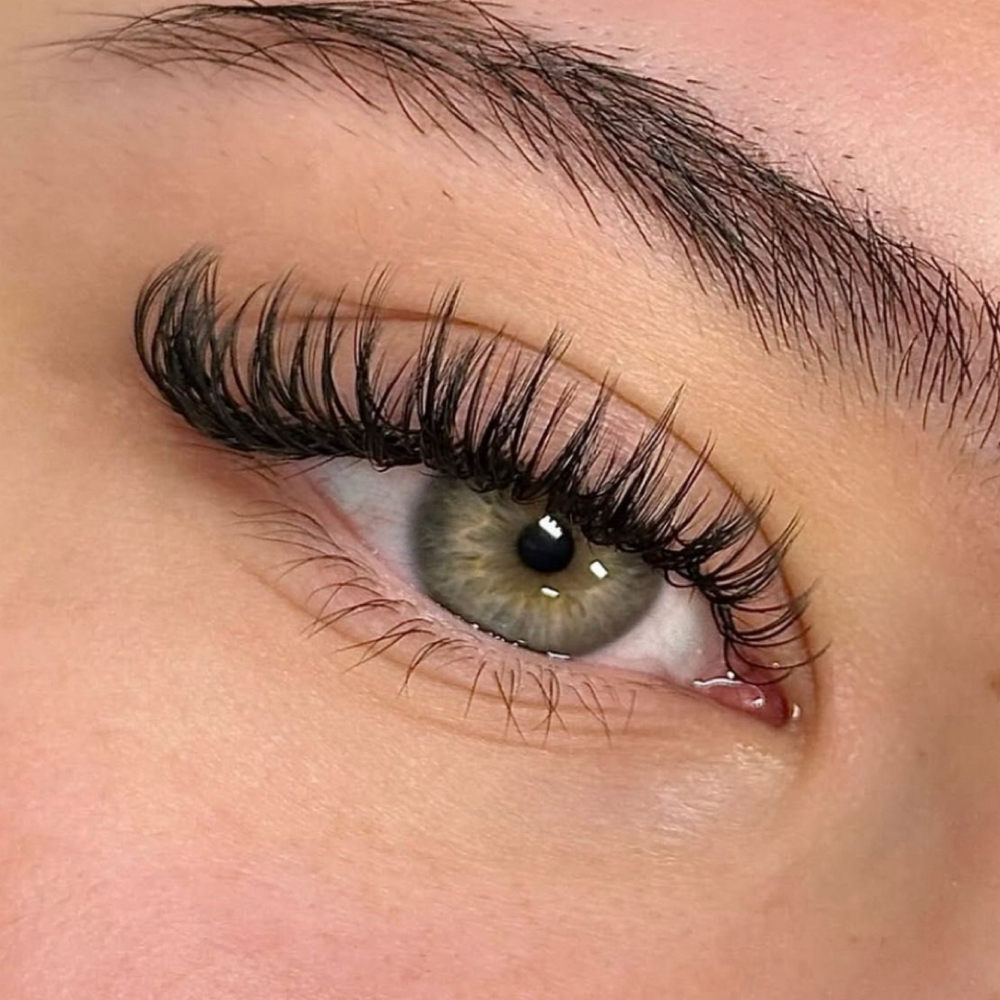 Eyelash Extensions 2-3 Weeks Fill at V Glow Miami in Miami Beach, FL