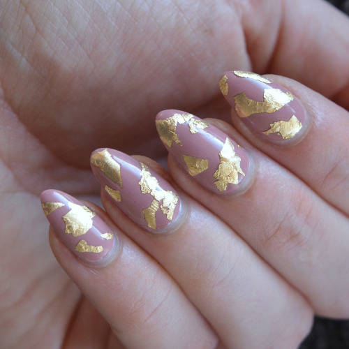 Metal “Leaf” Design (2 Nails)