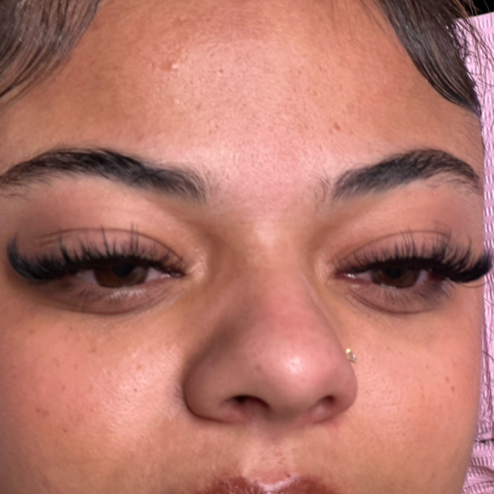 Hybrid Lash Full Set at Beautifully Beat in Waterbury, CT