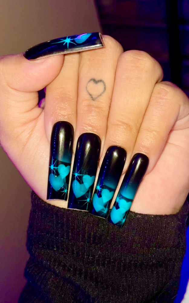 Airbrush designs Per Finger
