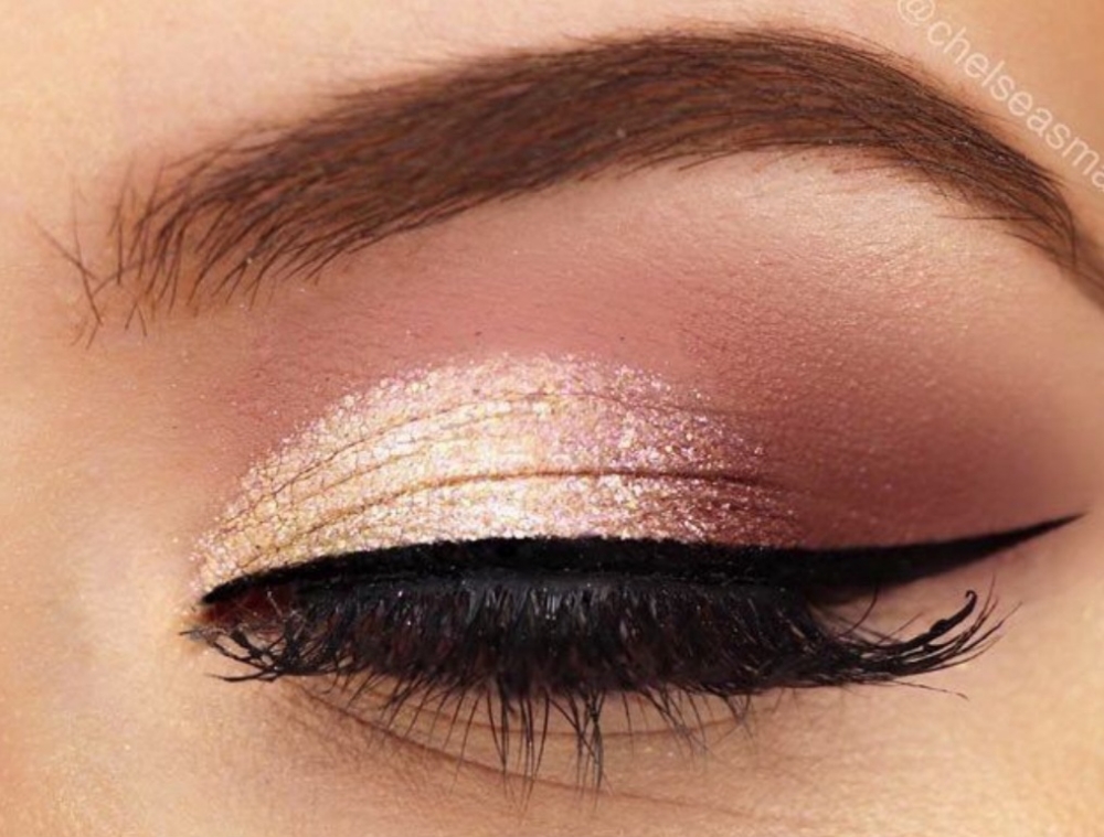 "Eyes Only" Makeup Application