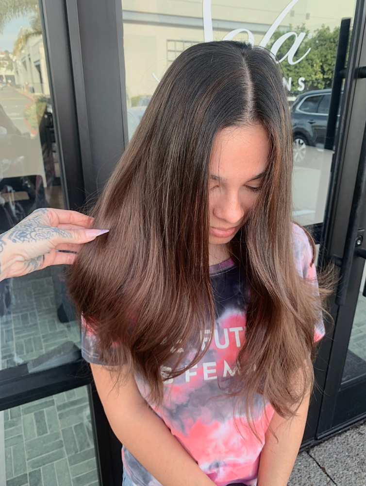 Brunette Root Retouch