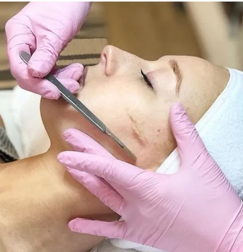 Dermaplaning Facial