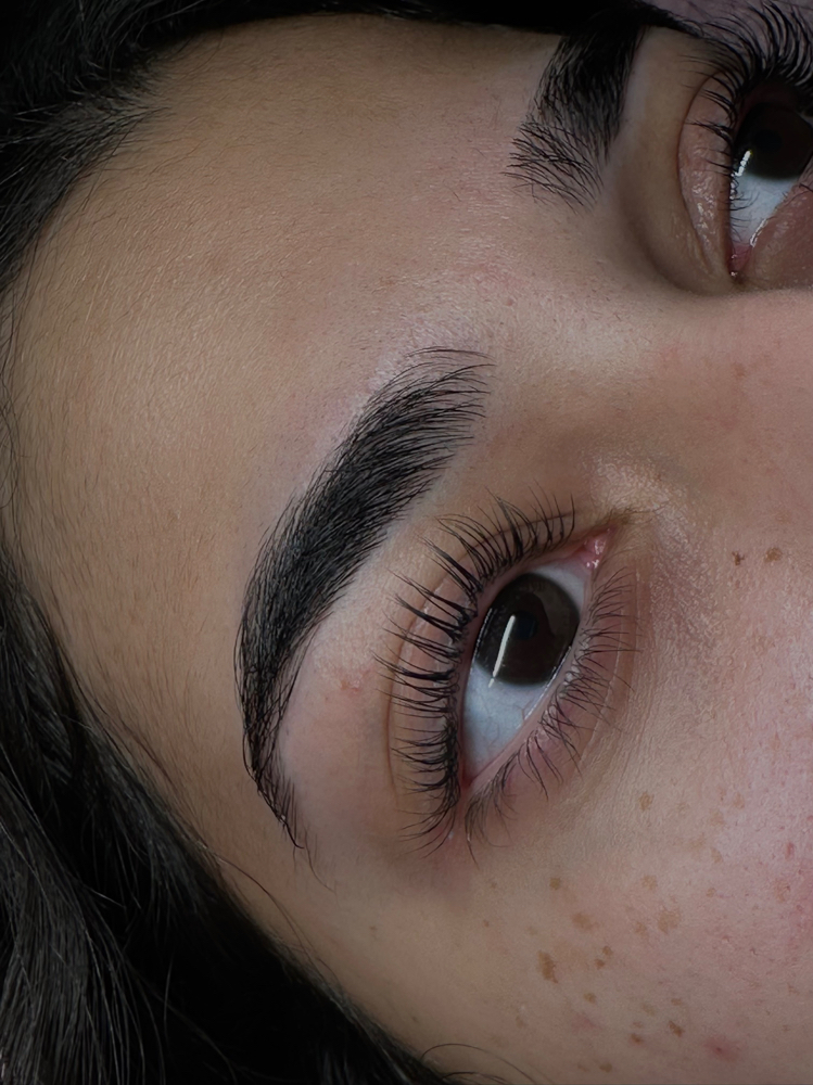 Lash Lift And Tint