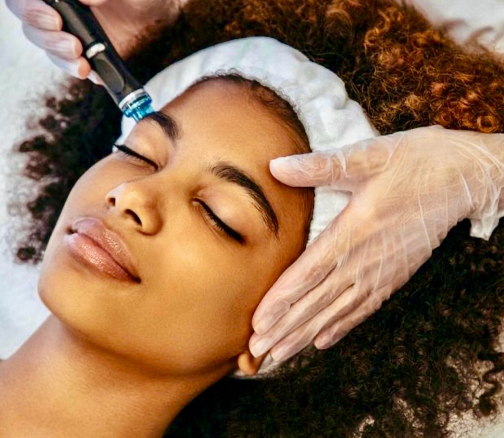 Hydro Glow Facial