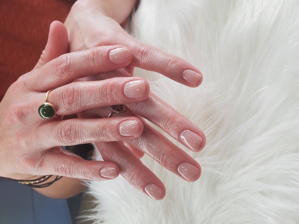 Deluxe Manicure