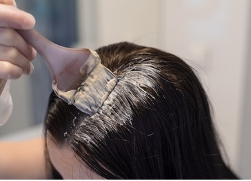 ROOT RETOUCH, BLOW-DRY / ROLLER SET