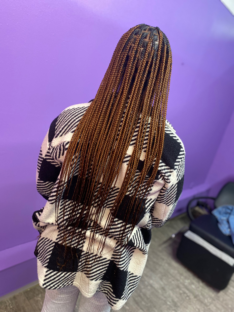 Medium knotless/box braids